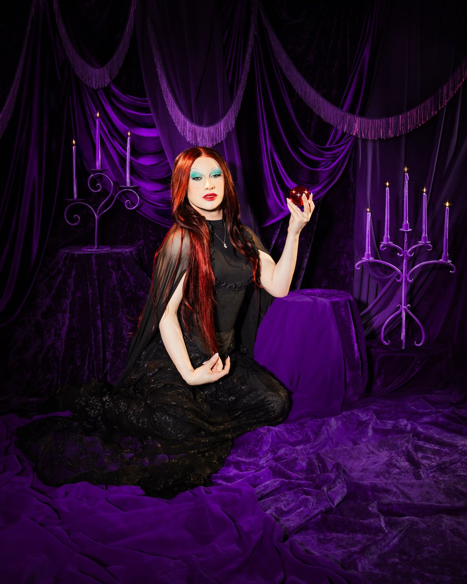 Drag Base tweet media