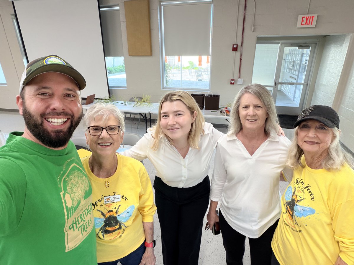 AustinArthurWO's tweet photo. What a great morning helping serve at the City Staff Appreciation Breakfast with the Bloom and Grow Garden Society.

This year’s Spring Fever in the Garden was the biggest ever.

Thank you to the incredible staff at the City of Winter Garden, who are huge partners in this event. https://t.co/zYM3vBUKmG