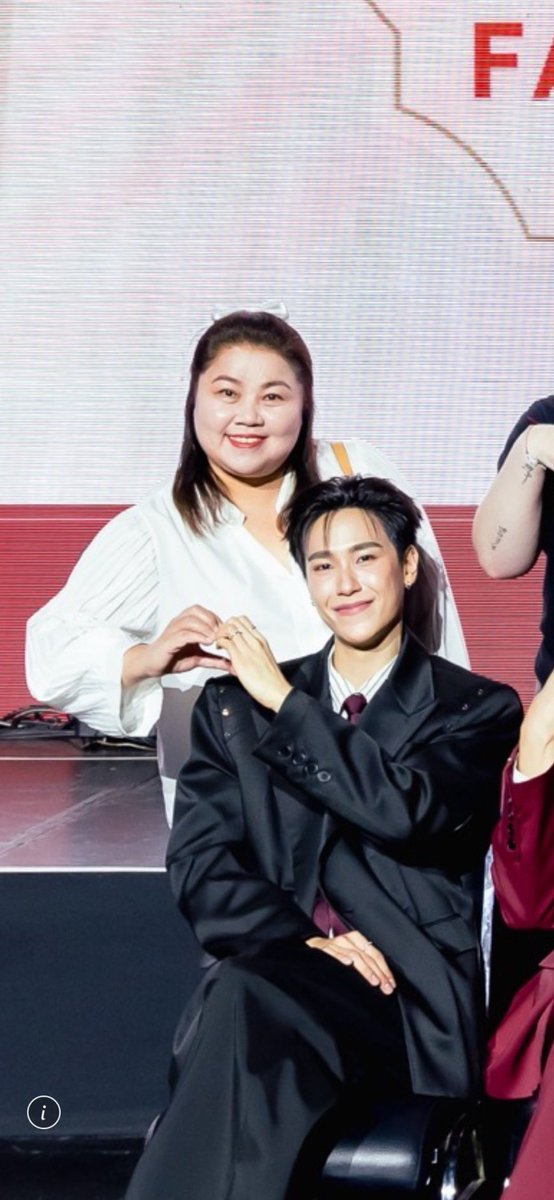 y_yaowapa's tweet image. ครั้งแรกที่กดบัตรได้ และก้ Random น้องจูเนียร์ พอดีเลย น้องจูเฟรนลี่มาก น้องมาร์คก้น่ารักมาก
เลือกรักคนไม่ผิดเลยจริงๆ💙💛🌞🌜💫
#MyRomanceScammerFinalEP
#junniorrs #markjrtn #JuniorMark