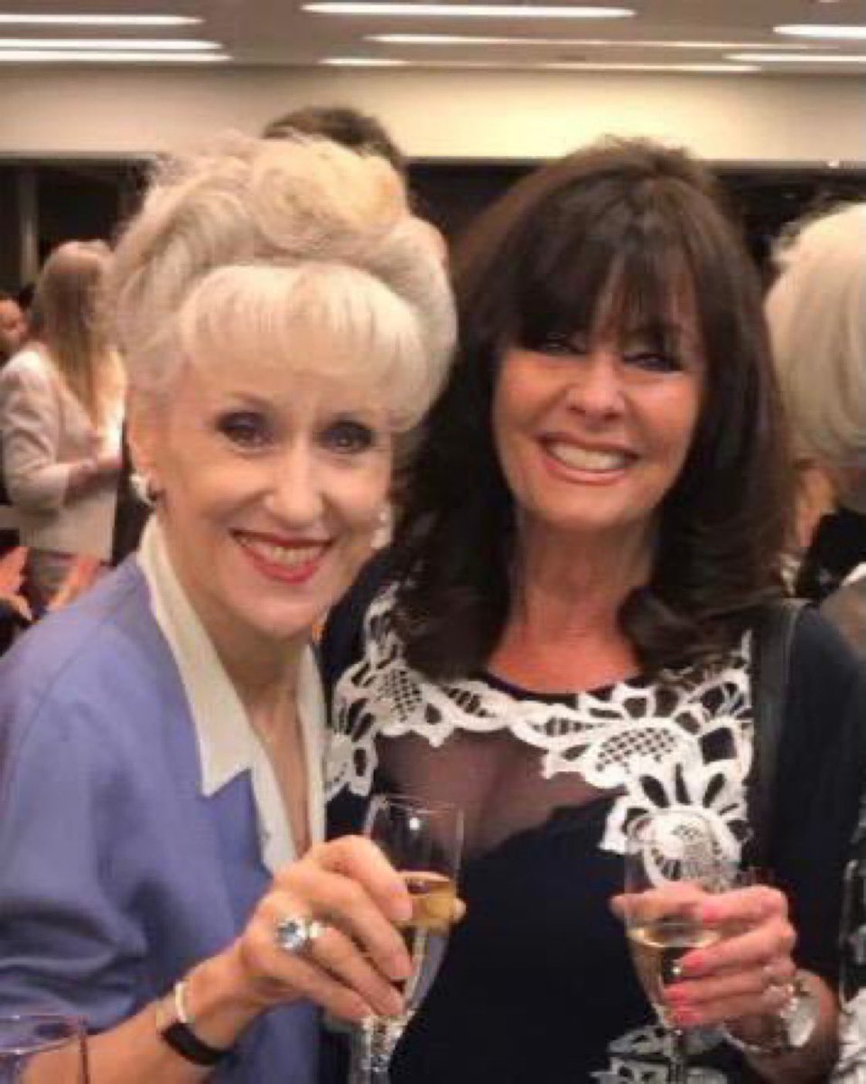 vickimichelle's tweet image. Happy Birthday Beautiful Anita Dobson. Brilliant actress, Gorgeous lady. Forever loved as Angie in Eastenders. Wonderful memory at a @Lady_Ratlings event. Have a great day @AnitaDobsonFC @DrBrianMay @bbceastenders @bbcdoctorwho #Annie #Wicked #Chicago @TheRSC #WednesdayVibes