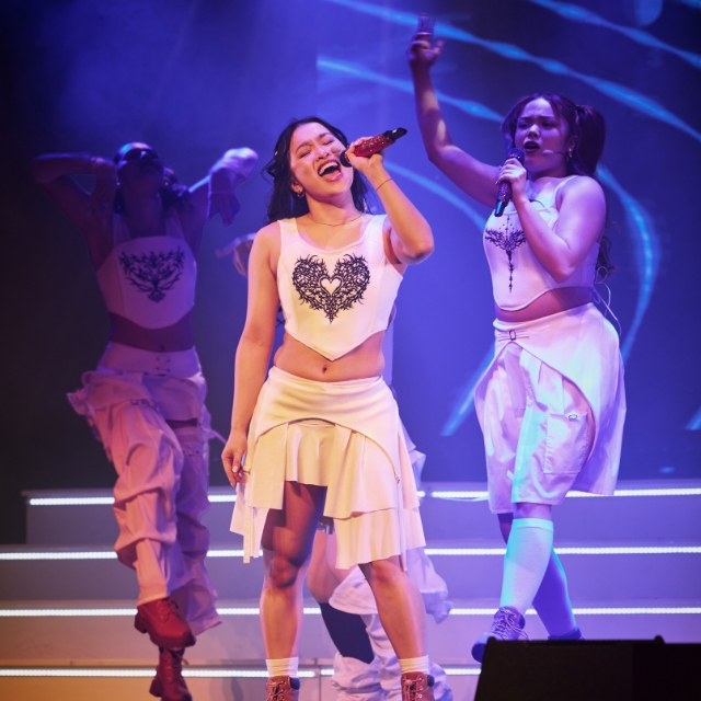 De Montfort Hall tweet media