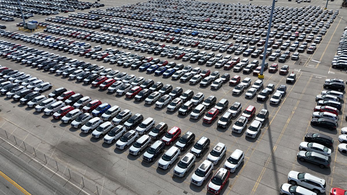 portofbalt's tweet photo. PoB powers global trade.

Of 50M total tons of cargo in 2025, 11M were autos, farm machinery, containers, forest products &amp; breakbulk that moved across our public terminals, ranking as the 3rd highest in Port history. Supporting jobs, industry &amp; growth across MD and beyond. https://t.co/bbCbsM454o