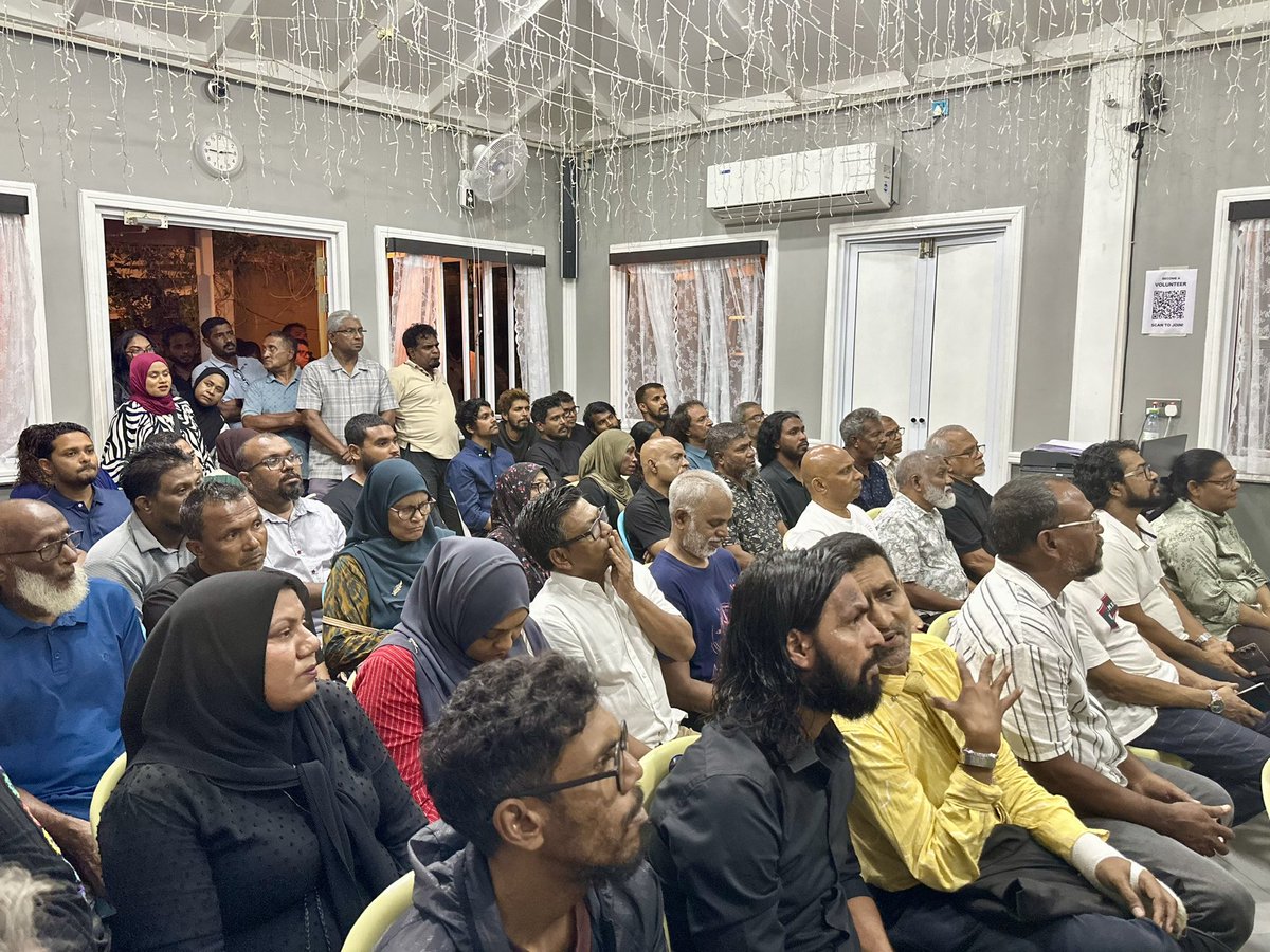 އަންނި ކެންޕެއިނަށް ވޮލަންޓިއަރުންނަށް ގޮވާލުމާއެކު ބޮޑުފެންވަޅުގެ ފުރިއްޖެ 🌼💪

#BoduBadhalu 
#VoteAnni 
#AnniForChair