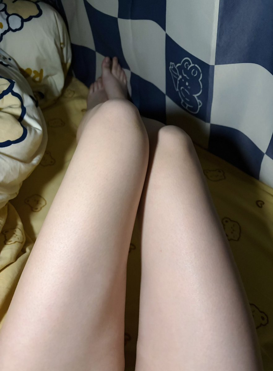 我明天不想说话（读研发疯版） tweet media