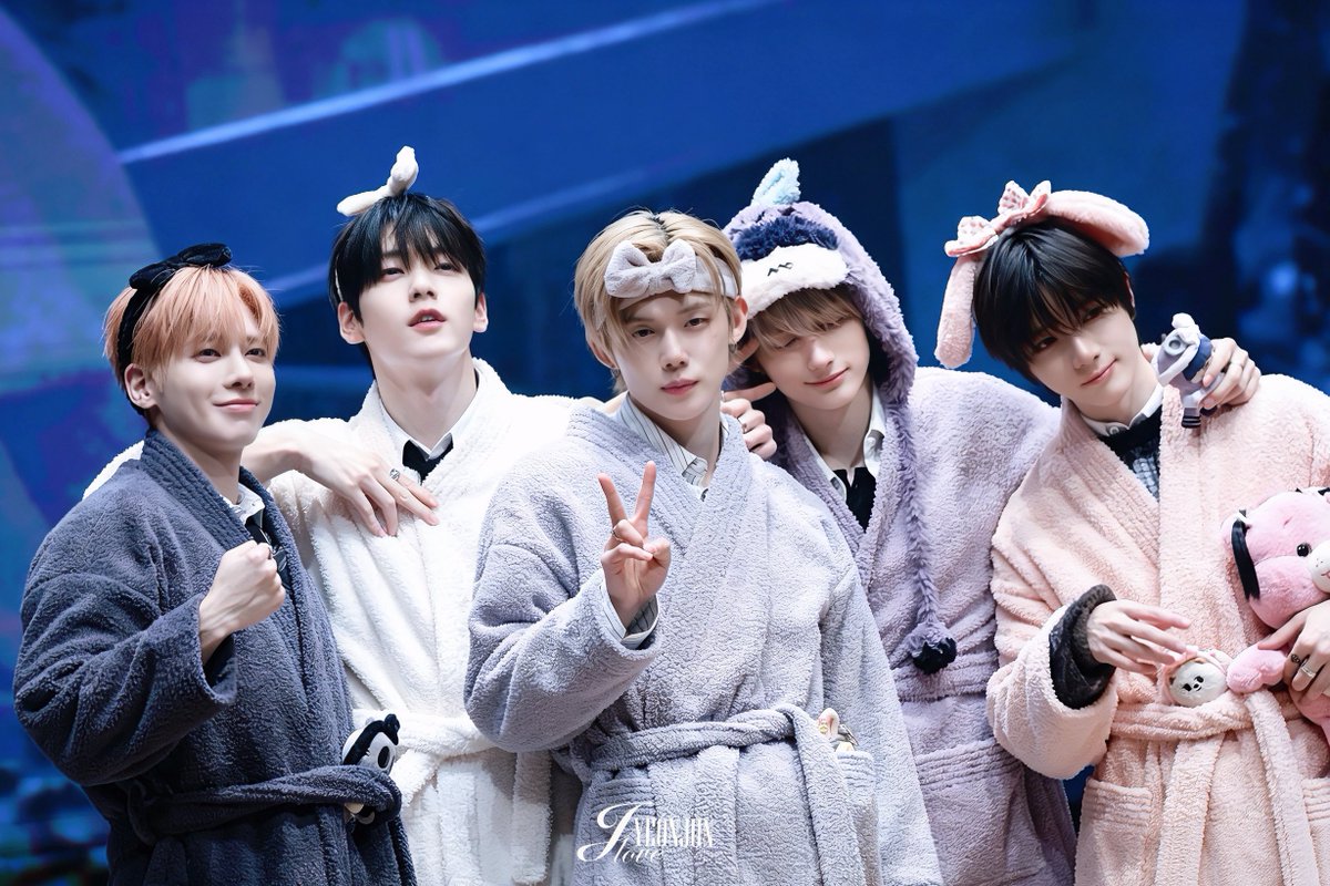 JloveYEONJUN tweet media