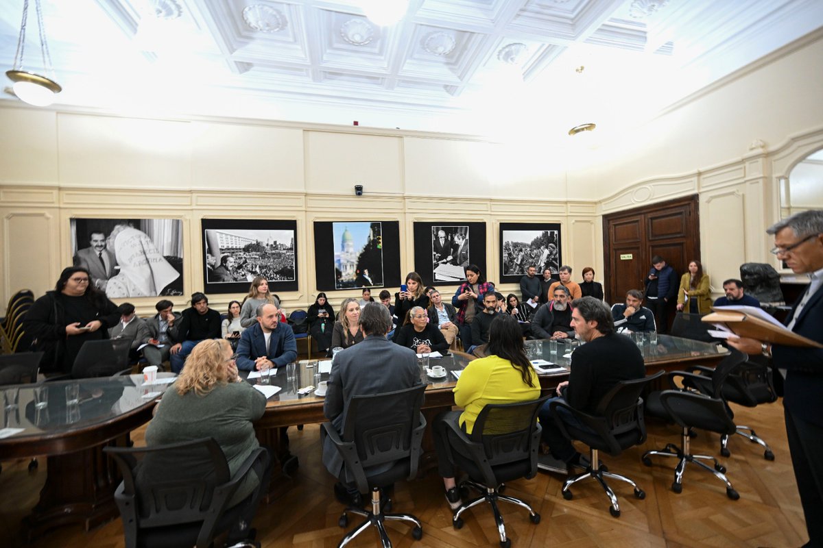 Legislatura CABA tweet media