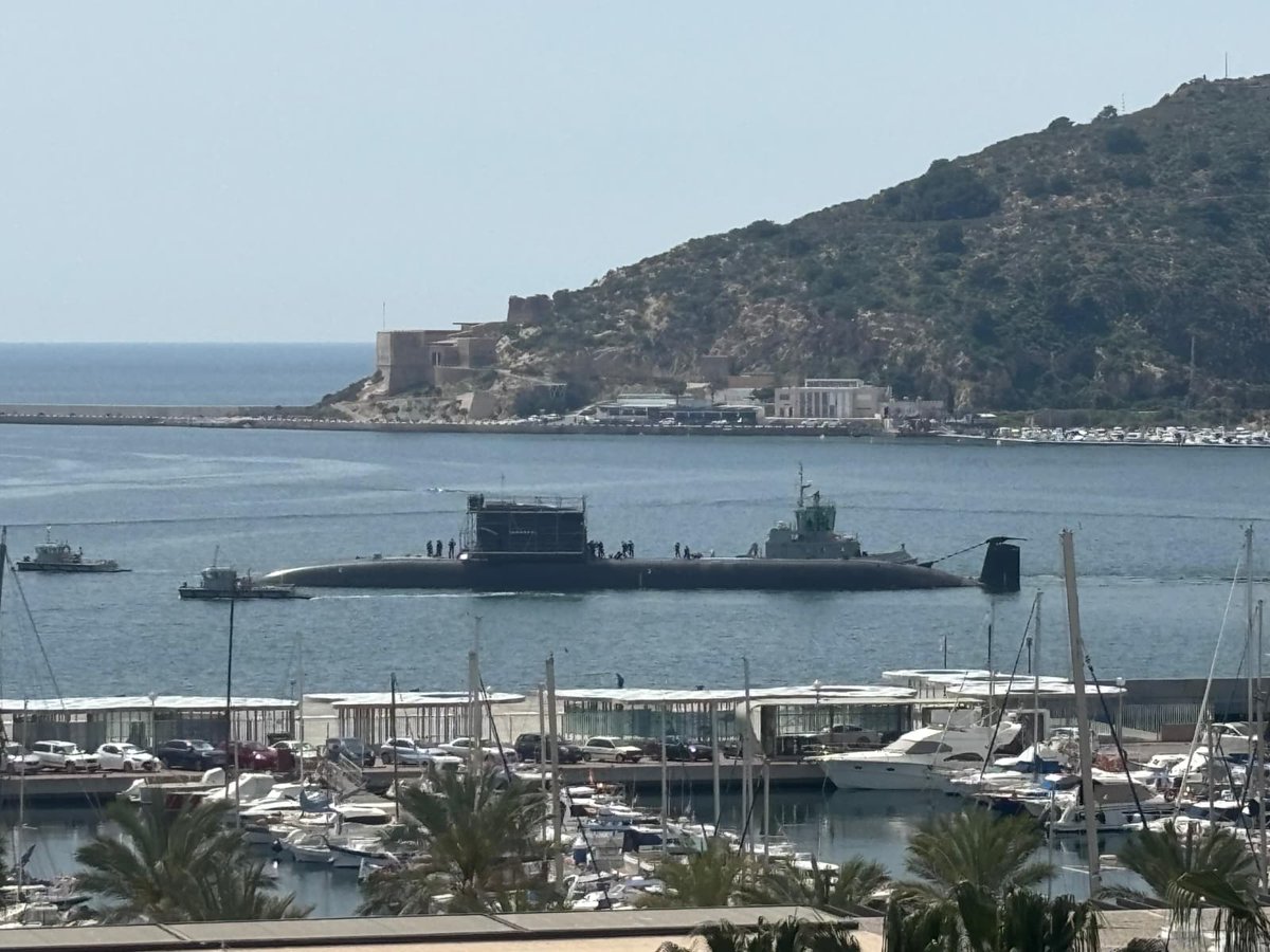 Armada_esp's tweet image. ⚓Las pruebas de puerto del submarino "Narciso Monturiol" siguen avanzando @NavantiaOficial .

🌊El buque queda preparado para la siguiente etapa: las pruebas de mar, siendo el próximo hito primera navegación en superficie

💪Un paso más para su futura entrada en servicio.