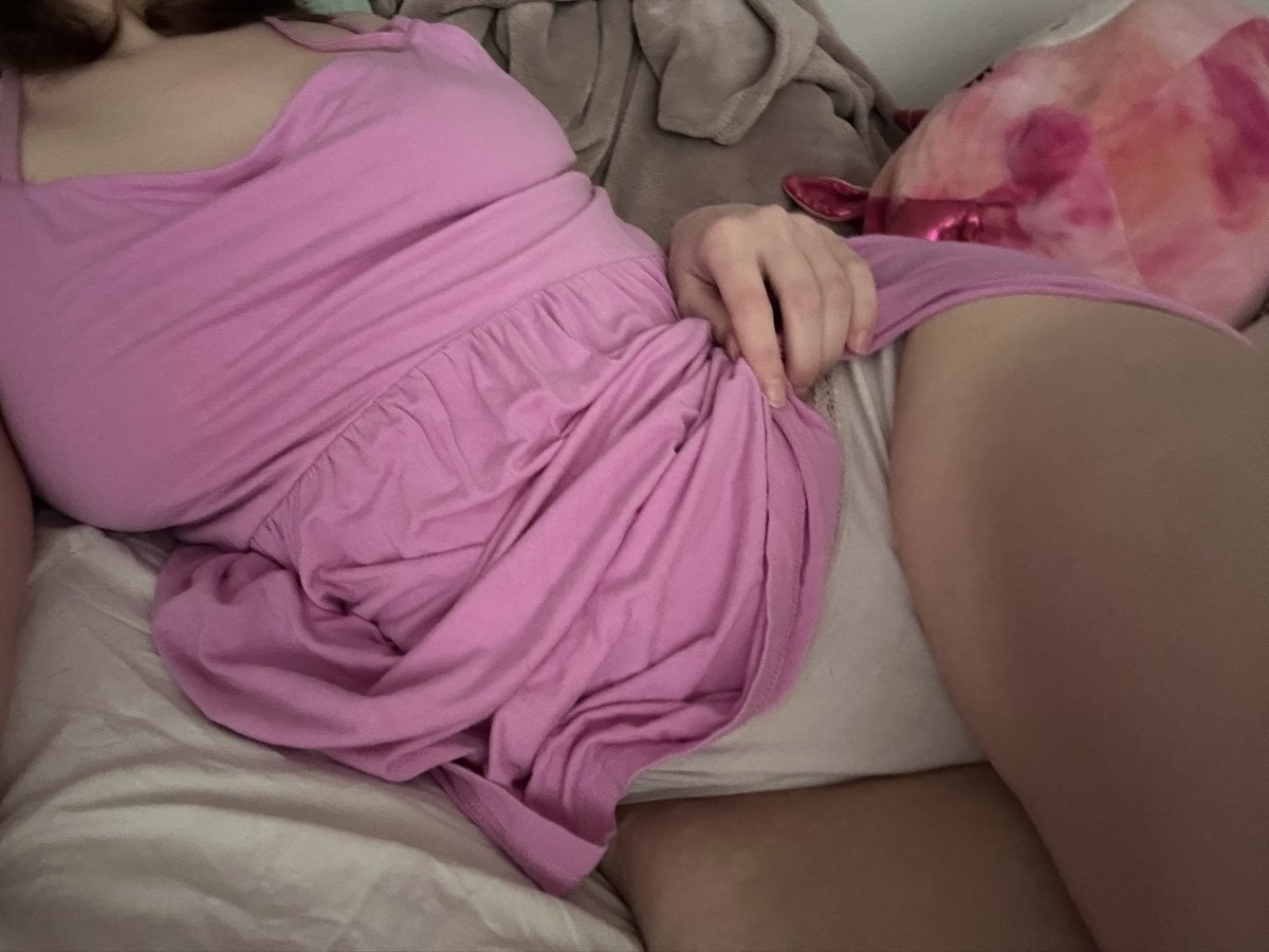 nippedinthebuds's tweet photo. go sit in the corner and touch yourself to me while i’m working and let mommy get some uninterrupted time for herself. it’s the closest you’ll get to actually fucking me anyways so you should be grateful. 

#nsfwtwtًً  #nsfwtwtً  #nsfwtwt https://t.co/4gwYCe6sR2