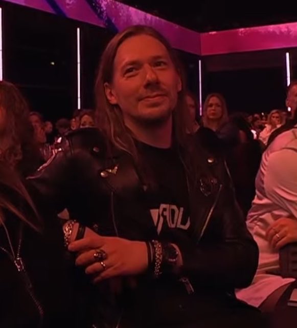 Chelz ⛧ tweet media