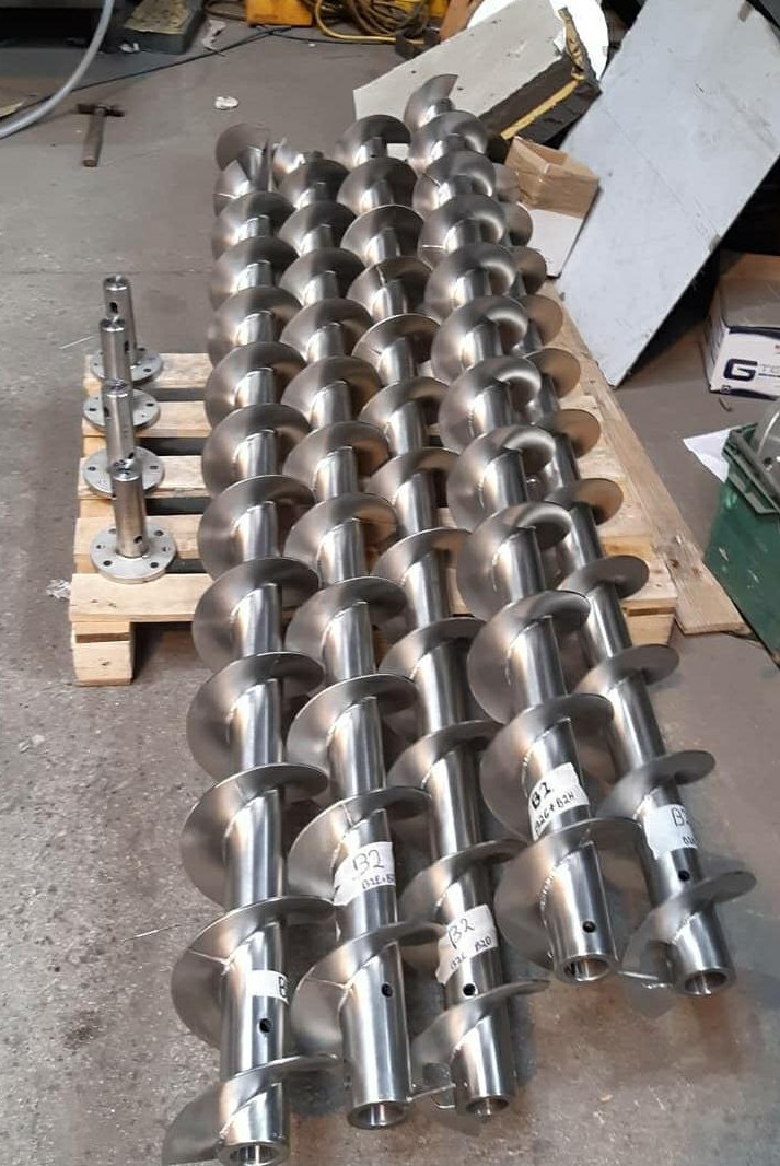 SOLITEC_Eng's tweet photo. A set of stainless steel screws is so satisfying to the eye.
But not as satisfying as their performance. 😉

Manufactured for a large snack producer as part of a #ScrewConveyor system, they handle a range of #BulkMaterials while keeping product moving cleanly &amp; efficiently! https://t.co/CP5BrONWHR