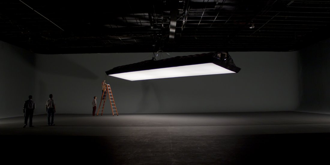 Thunder_Inc's tweet photo. Your next production deserves the right stage ⚡

Stage 3 at Thunder Studios is 16,000 square feet, featuring a 3-wall black cyc and green curtain for VFX work.

Built for productions that don't cut corners. https://t.co/PEvcLRBZp2