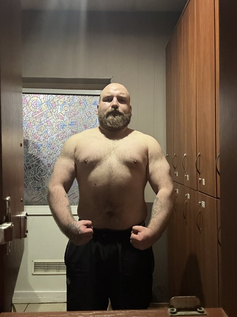 Nick або Микита tweet media