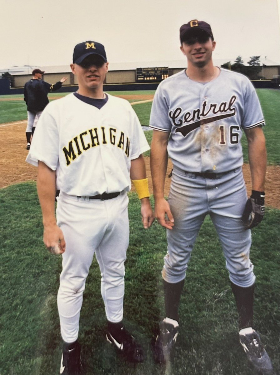 BASEBALLGL's tweet photo. Grand Ledge Baseball Alumni Day – Saturday, May 2nd. ⚾️
Join us as we host Battle Creek Lakeview &amp; Williamston in a 3-team round robin and induct two GL legends into the Hall of Fame:
✅ Jacob Sanborn (’95)
✅ Dan Sanborn (’94) https://t.co/RwArLew53G