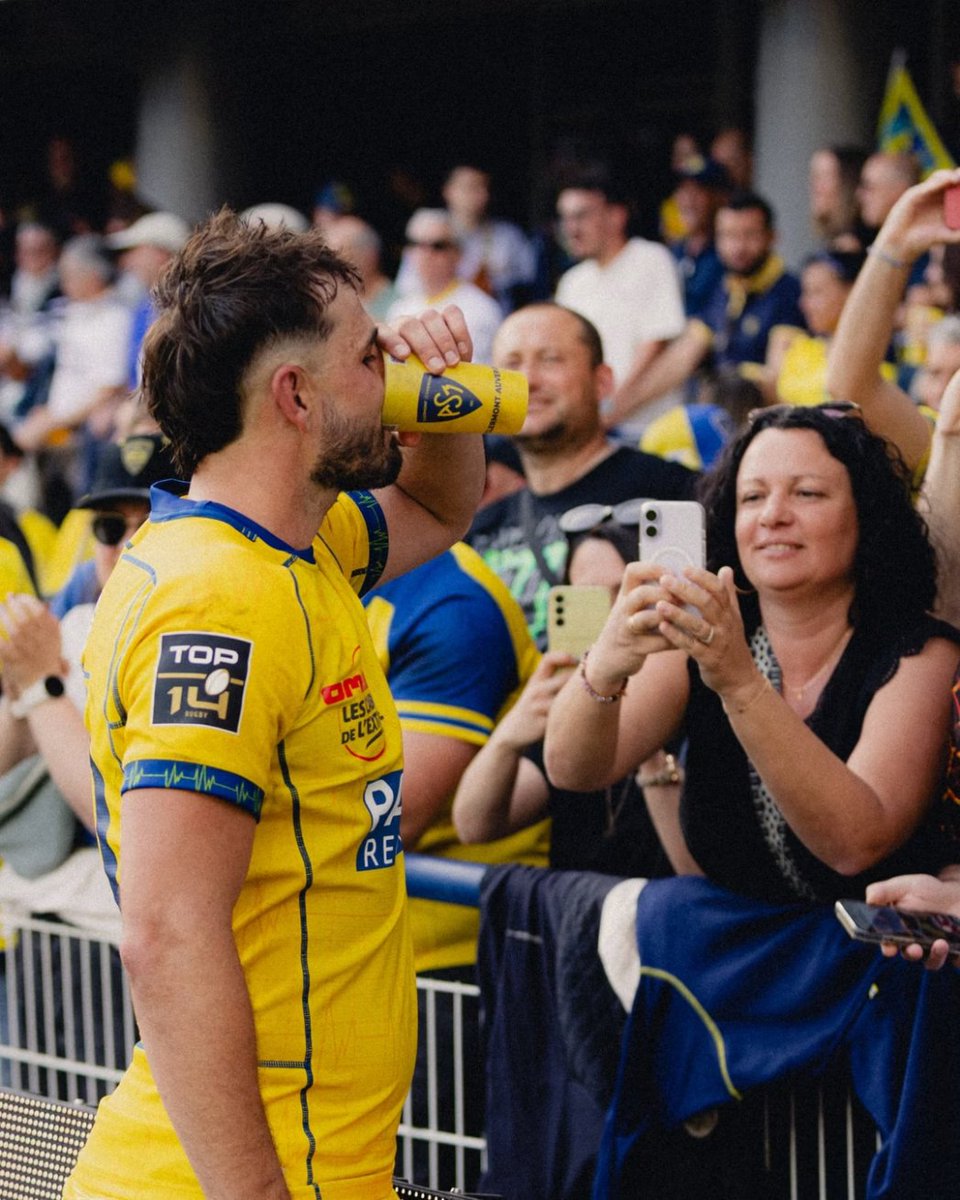 asmrugbysupport's tweet image. 𝘾𝙡𝙚𝙧𝙢𝙤𝙣𝙩 𝙛𝙖𝙞𝙩 𝙡𝙖 𝙡𝙤𝙞 🤯🔥

Les clermontois sont ultra représentés dans ce XV du mois d'avril 👀🟡🔵 :

- Baptiste Jauneau
- Killian Tixeront 
- Giorgi Akhaladze 
- Harry Plummer
- Alivereti Raka 

Quel bonheur 🫶🏼

#asm #rugby #yellowarmy