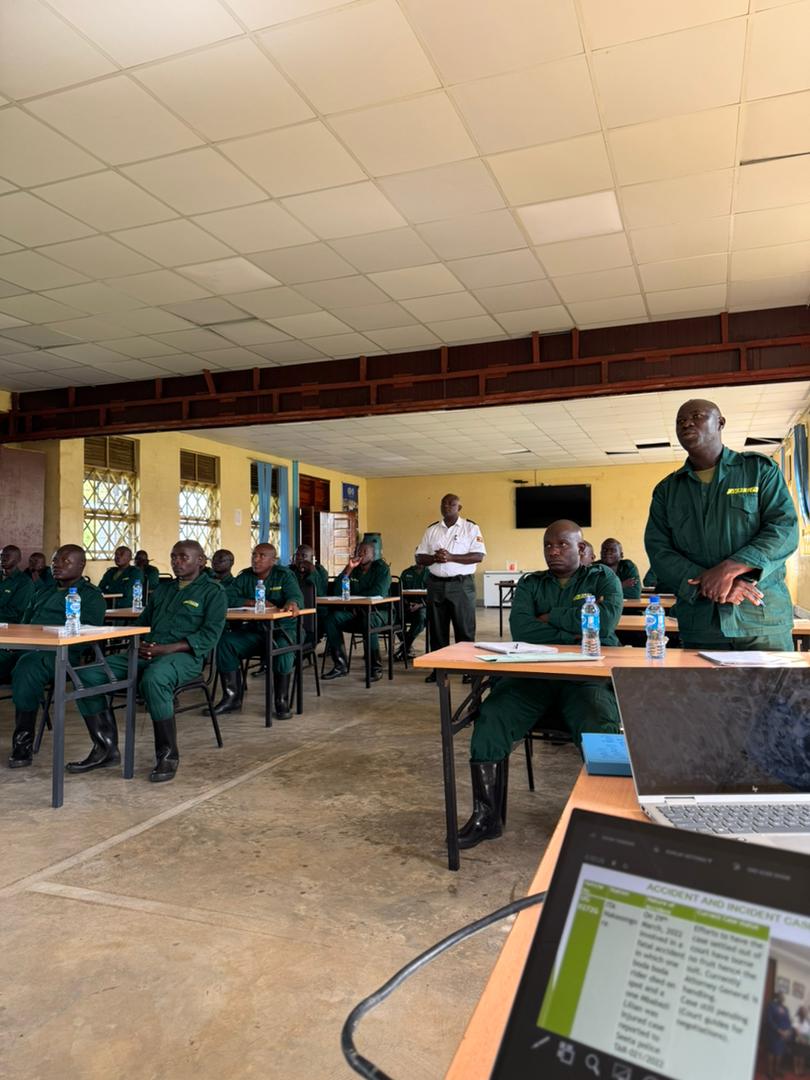 mia_uga's tweet photo. The AC/HRM @mia_uga Celia Bamwonjobora has today officially closed a 2-week induction program for 18 newly recruited drivers at the Immigration Training Academy.
The induction sharpened their skills and aligned them with institutional standards. They are now set to be deployed. https://t.co/xEMVsDIkGi