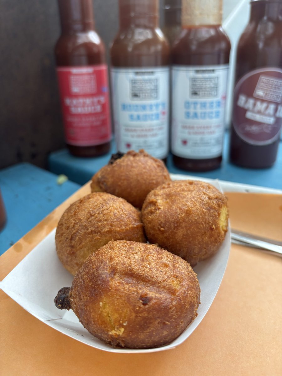 TheBeerCanProf's tweet photo. Hush Puppies @rodneyscottsbbq @PitmasterRS 🔥 #chseats #chsbbq #chsnews #scbbq https://t.co/lNTtDWqM9u