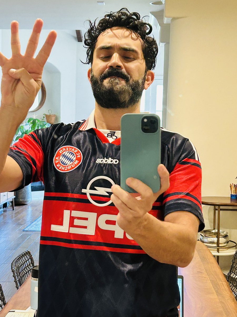 Mehrdad tweet media