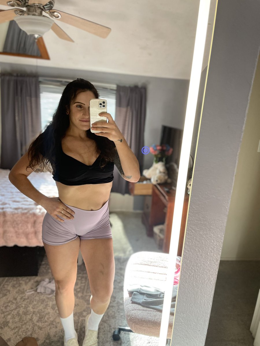bodybyshorty's tweet photo. Body shaping up nicely 🍑
🌶️🔗https://t.co/oAjPI18lYl
#womenwholift #bodybuilding #bigbooty #gymbaddie #muscle #gymgirl #girlswholift #booty #glutes #spicycontent #fitonlyfans #builtglutes #gymbabe #musclemommy #musclethick #fitness #thickthighs #thicklegs https://t.co/4r0Bc6O6Ca
