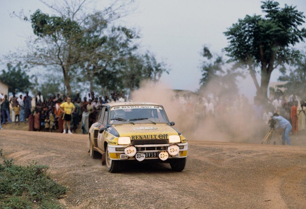 Rinoire's tweet image. #WRCWednesday
Rallye Côte d'Ivoire 1982
#Renault 5 Turbo
Jean Ragnotti - Jean-Marc Andrié
DNF accident