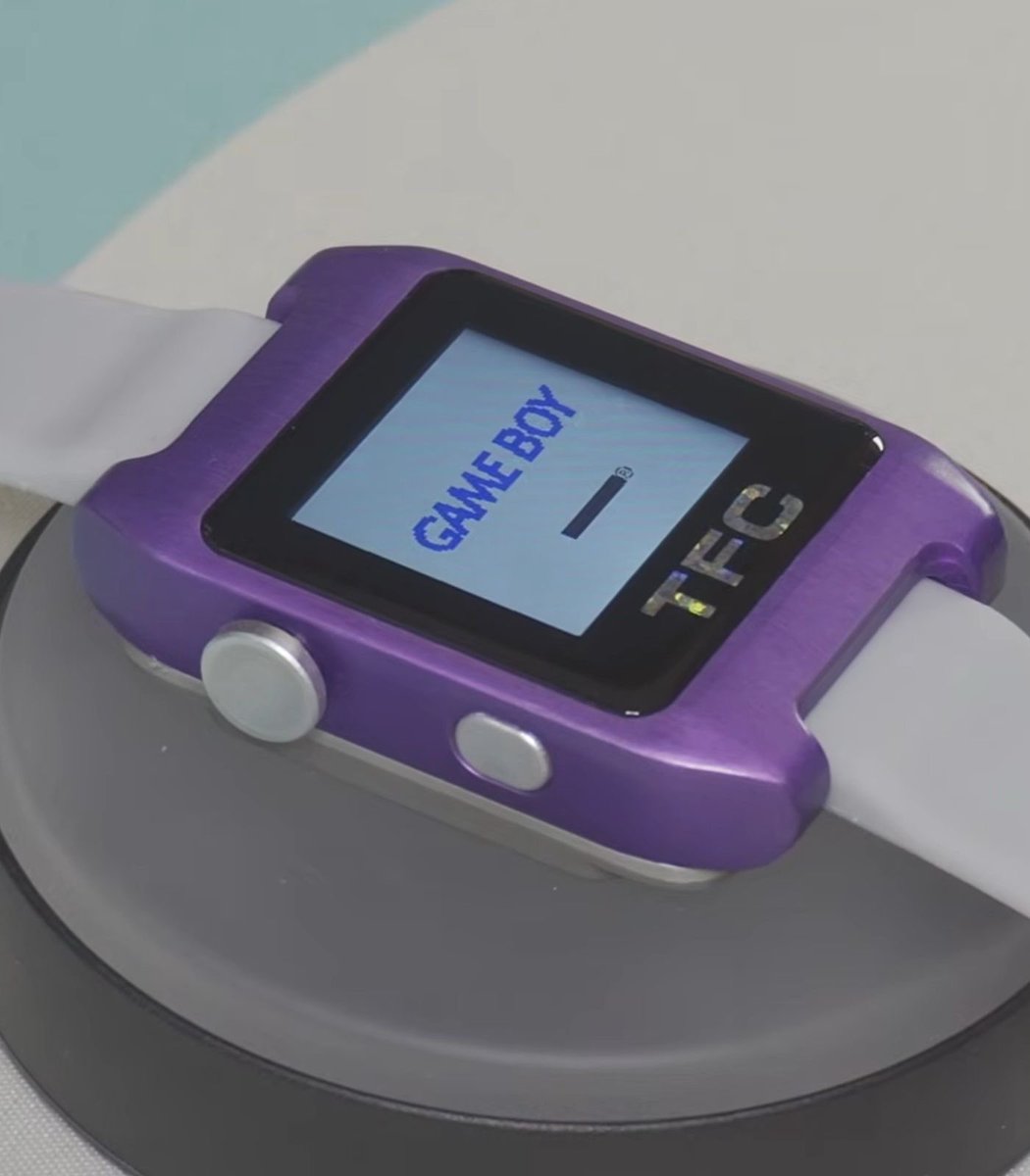 MaziEzike_Nedu's tweet image. Forget the Apple Watch. ⌚️🚫

LeggoMyFroggo just built a Game Boy Color Watch. 

It runs full games, looks incredible, and dies in about 20 minutes. 

Peak 90s nostalgia. 👾✨ #GameBoyColor #Nintendo #ModdingNews