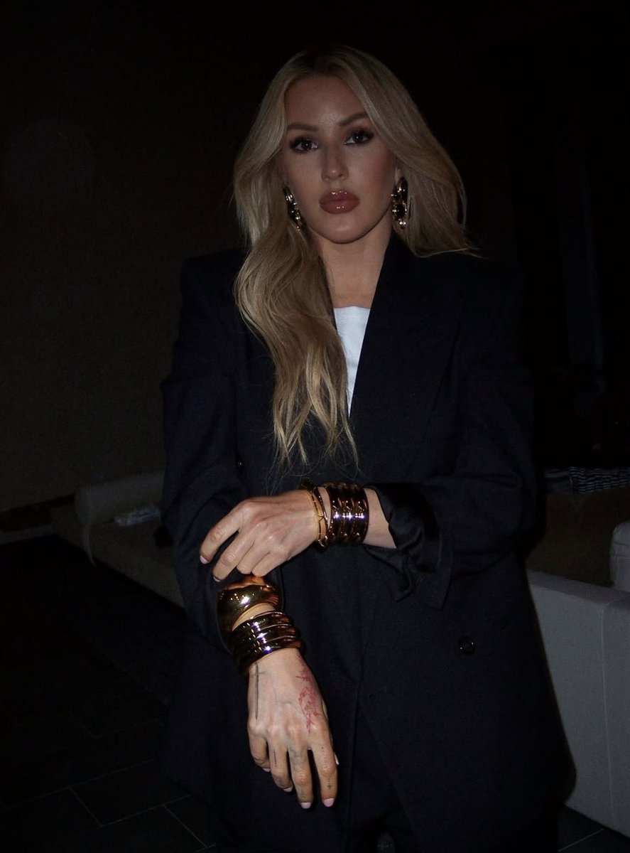 Afri 🫶🏻 || Ellie Goulding News tweet media