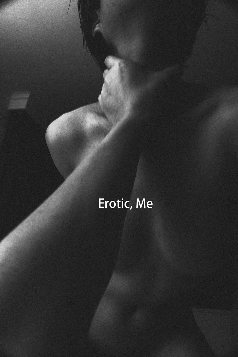 Erotic, Me. tweet media