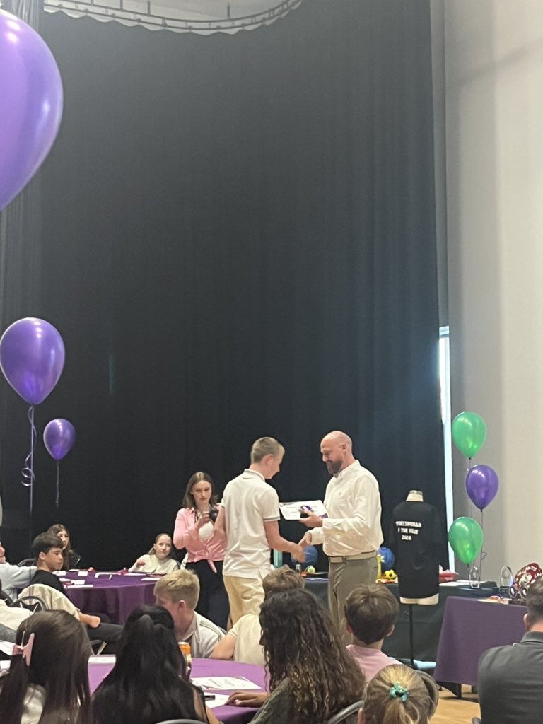 CDSPhysEd's tweet photo. Well done to basketball managers player: 
Maki and Tyler! https://t.co/nmbcA8n4ok
