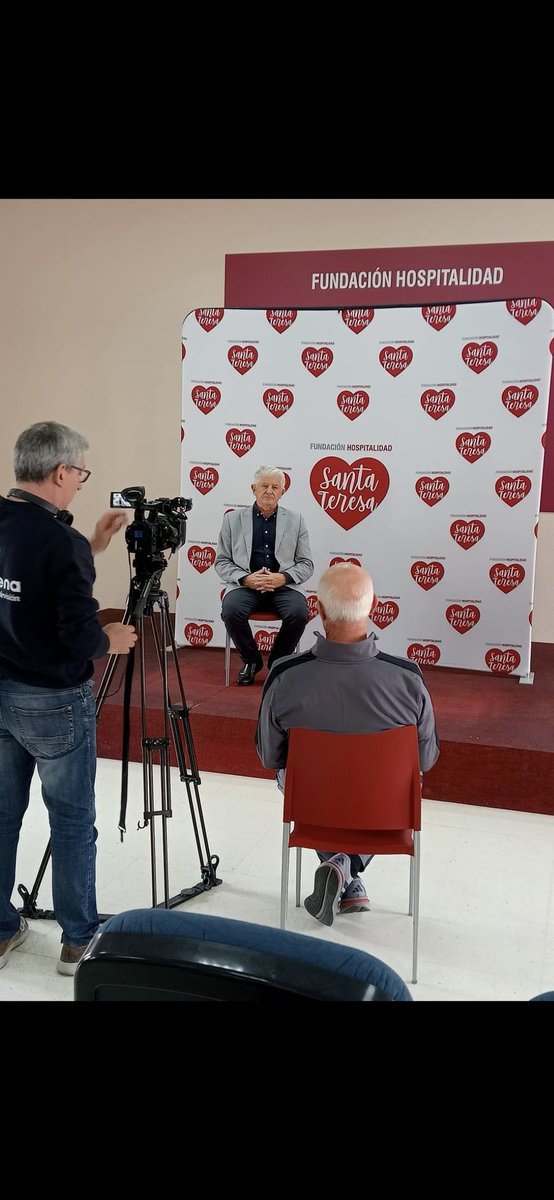 Grabando con Tele Cartagena en nuestra HOSPITALIDAD DE SANTA TERESA,  sobre temas relacionados con la misma, para su posterior emisión.