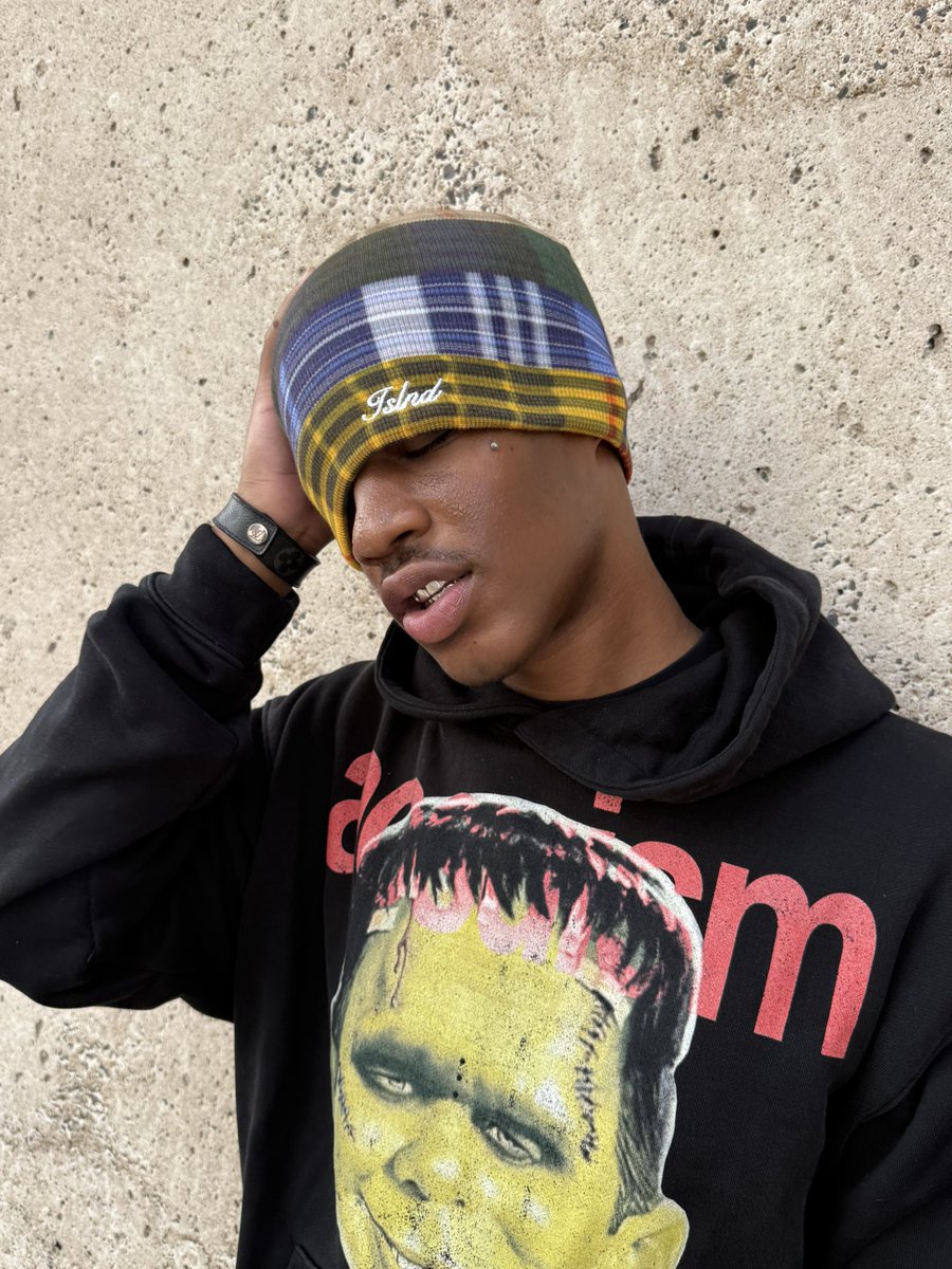 Iamtrafive's tweet photo. Plaid Panel Beanie Restock 5/1 https://t.co/bHfasMj5KZ
