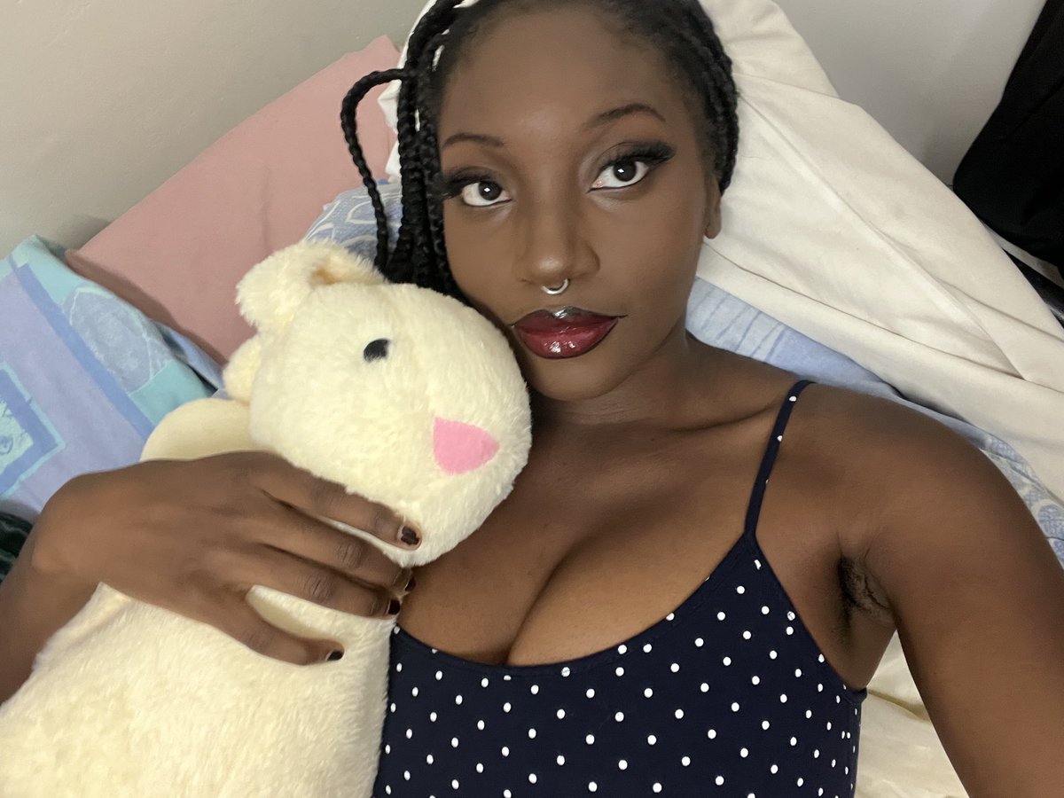 Evil Kitty🖤 tweet media