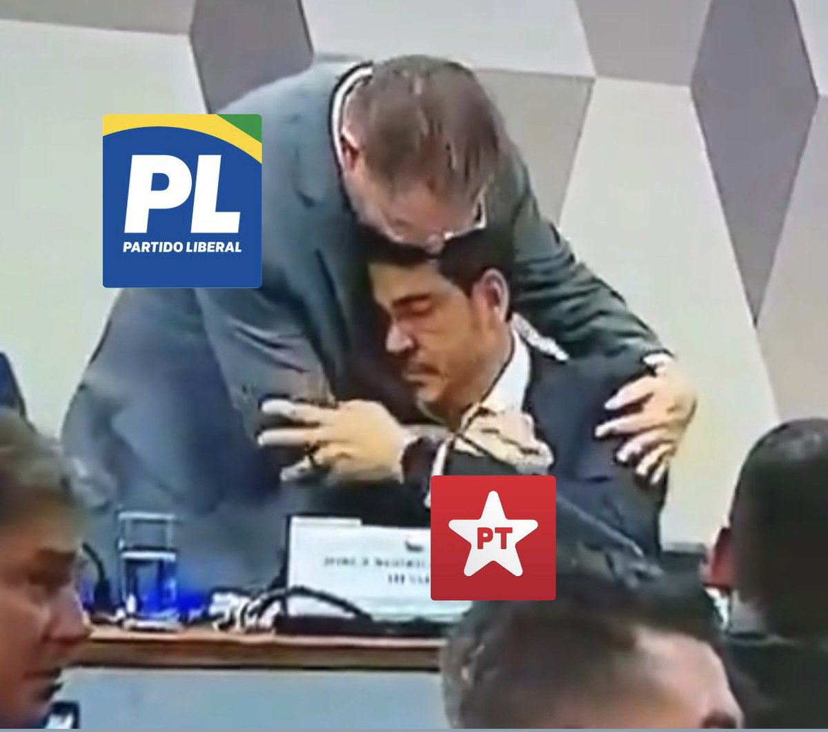 Todo dia alguem caindo no funil do MBL tweet media