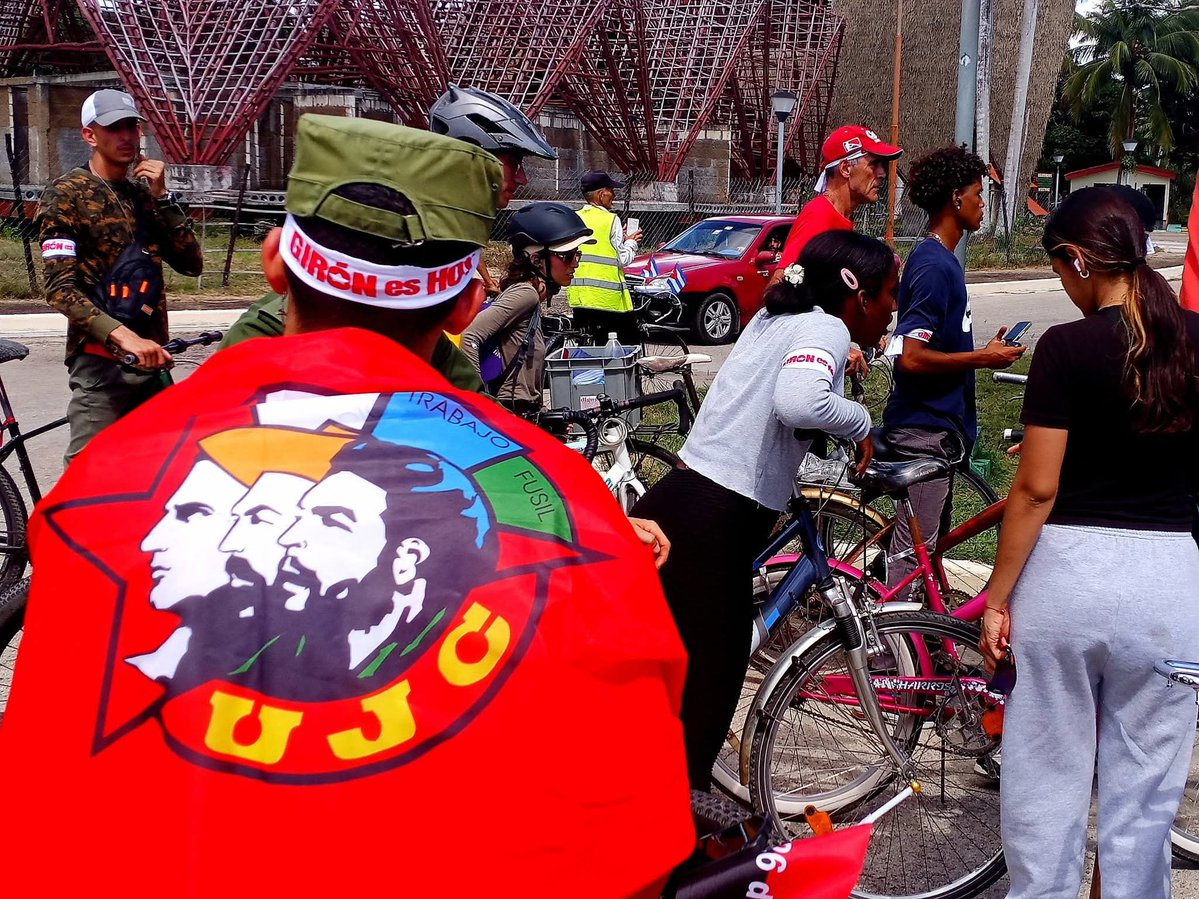 La Red Juvenil Comunitaria late con fuerza. No es un proyecto más: es un compromiso nacido del corazón joven, sembrado en cada barrio. Ya nos vamos reuniendo con ministerios, provincias, municipios y consejos populares para impulsar y bien esta iniciativa. #UnidosXCuba