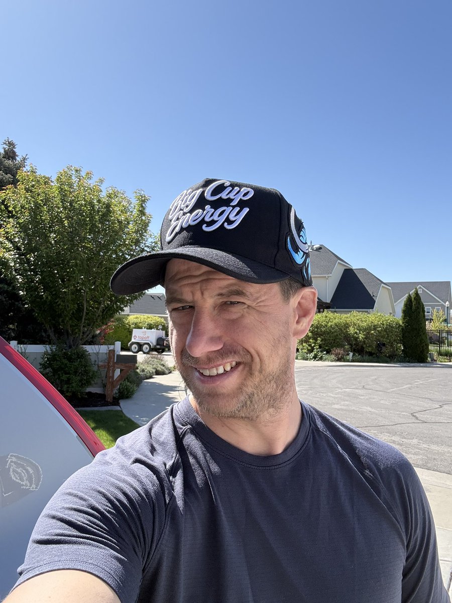 x - Jonny Loves Hockey🦣 tweet media