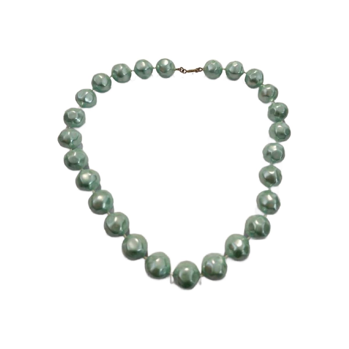 JunkYardBlonde's tweet image. Vintage Chunky Mint Green Faux Pearl Choker Necklace 1950s tuppu.net/961caa09 #Etsy #JunkYardBlonde #JunkyardBlonde