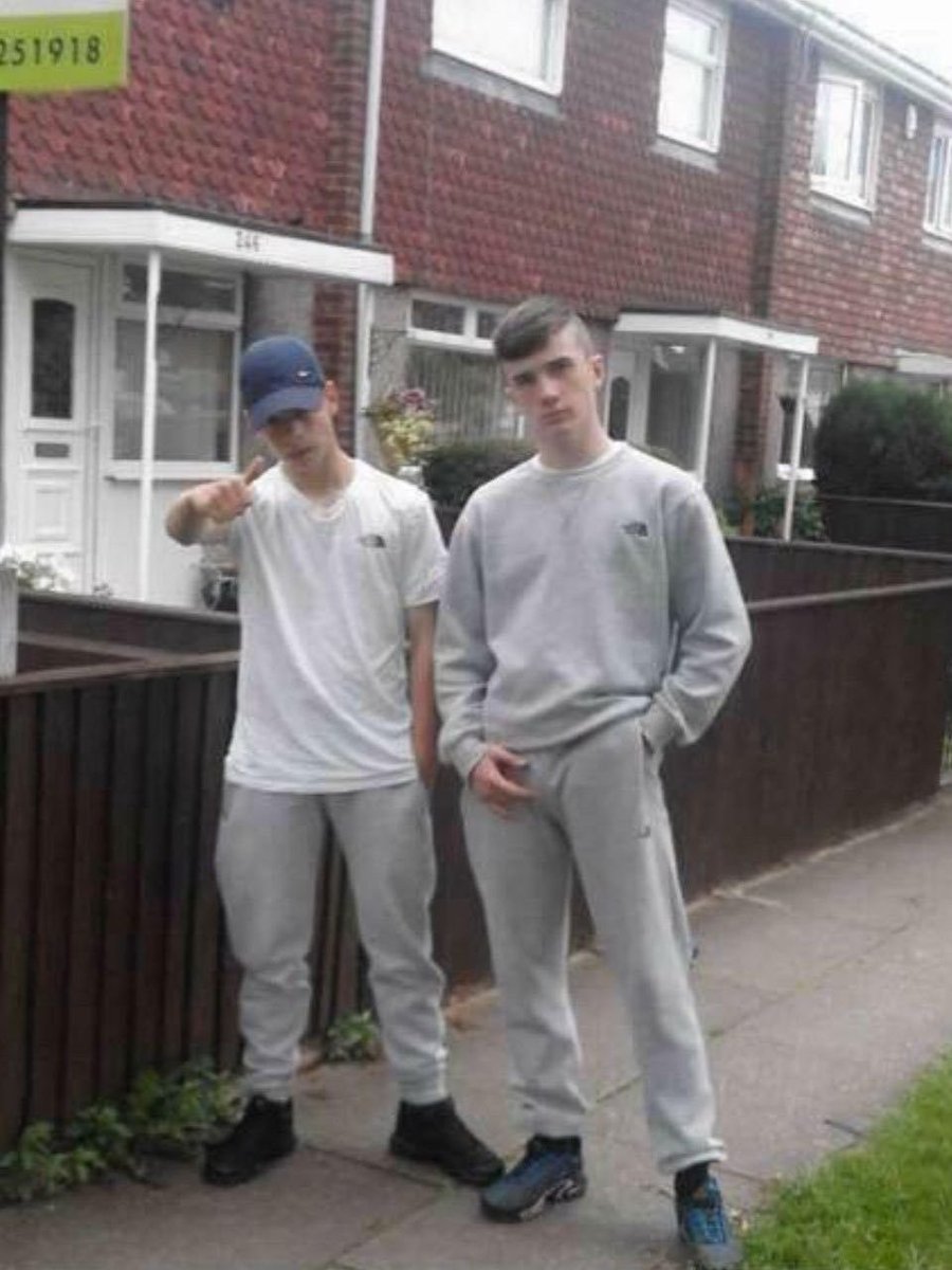scallyladss's tweet photo. Scheme lads https://t.co/jeDvppeoRz