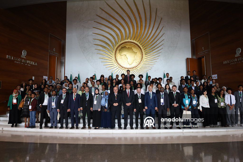 merhabafrika's tweet image. 🌍🗯️ Türkiye Maarif Vakfının programında Afrikalı gençler kıtanın sorunlarını tartıştı

@TMaarifVakfi, Etiyopya'da🇪🇹 Afrika'nın geleceğine yönelik eğitim, liderlik ve kalkınma başlıklarının tartışıldığı 4. Maarif Model Afrika Birliği (MMAU) Programı'nı gerçekleştirdi.

#AA