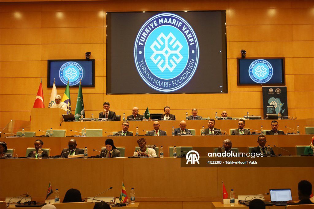 merhabafrika's tweet image. 🌍🗯️ Türkiye Maarif Vakfının programında Afrikalı gençler kıtanın sorunlarını tartıştı

@TMaarifVakfi, Etiyopya'da🇪🇹 Afrika'nın geleceğine yönelik eğitim, liderlik ve kalkınma başlıklarının tartışıldığı 4. Maarif Model Afrika Birliği (MMAU) Programı'nı gerçekleştirdi.

#AA