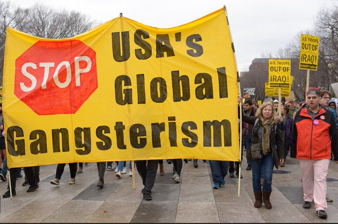 BRAVENEWEUROPE1's tweet photo. Alfred McCoy – American “Micro-Militarism”

https://t.co/fCKLQhQzSk

@max_bank @YiorgosVa @ata__mert @AAlcibiade @Sosialisten_ @migrutinovic @chitbazoo @tempora_magda @panos_strather @dfertl @Zak_Files @Dalek_fan @Robbmonster @SBrexiteer @bloggi