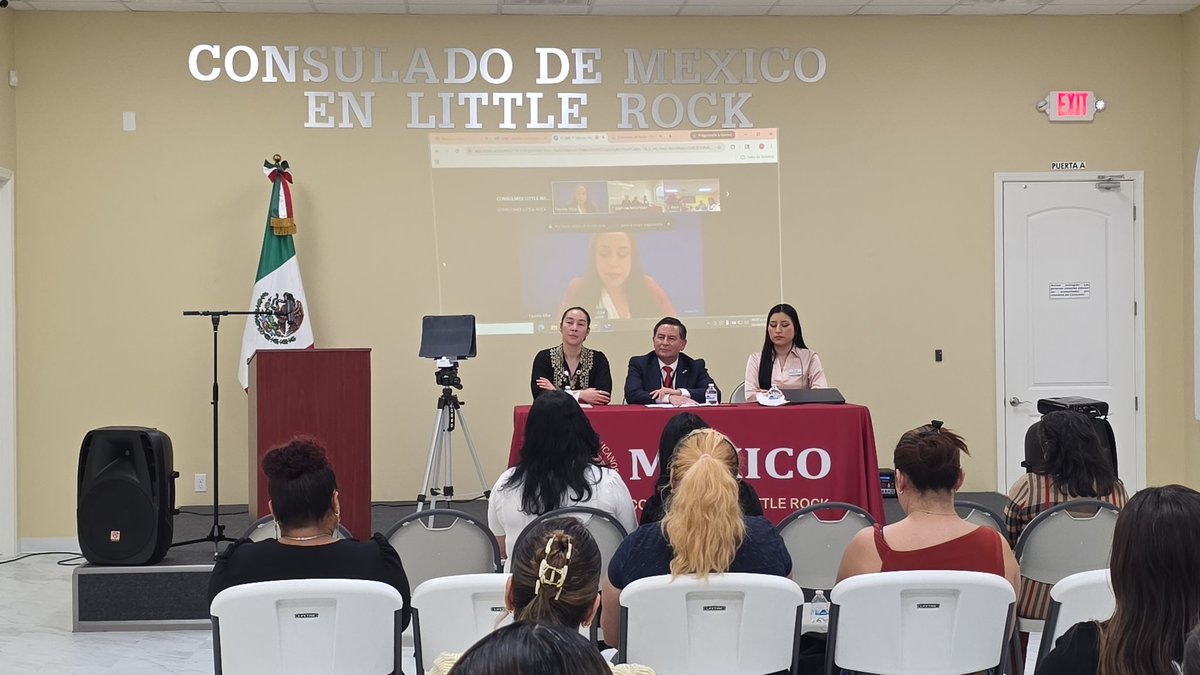 ConsulMexLir's tweet photo. ¡Arranca el Programa Consular de Emprendimiento para Mexicanas en el Exterior 2026! 🇲🇽💼 Junto a @ConexiondeNegociosLatinos, llevamos capacitación y mentoría a 4 sedes:
​📍 Little Rock
📍 Noroeste de Arkansas
📍 Russellville
📍 Huntsville
​¡Impulsa tu negocio! 🚀 #PCME2026 https://t.co/9nyh5ehEqo