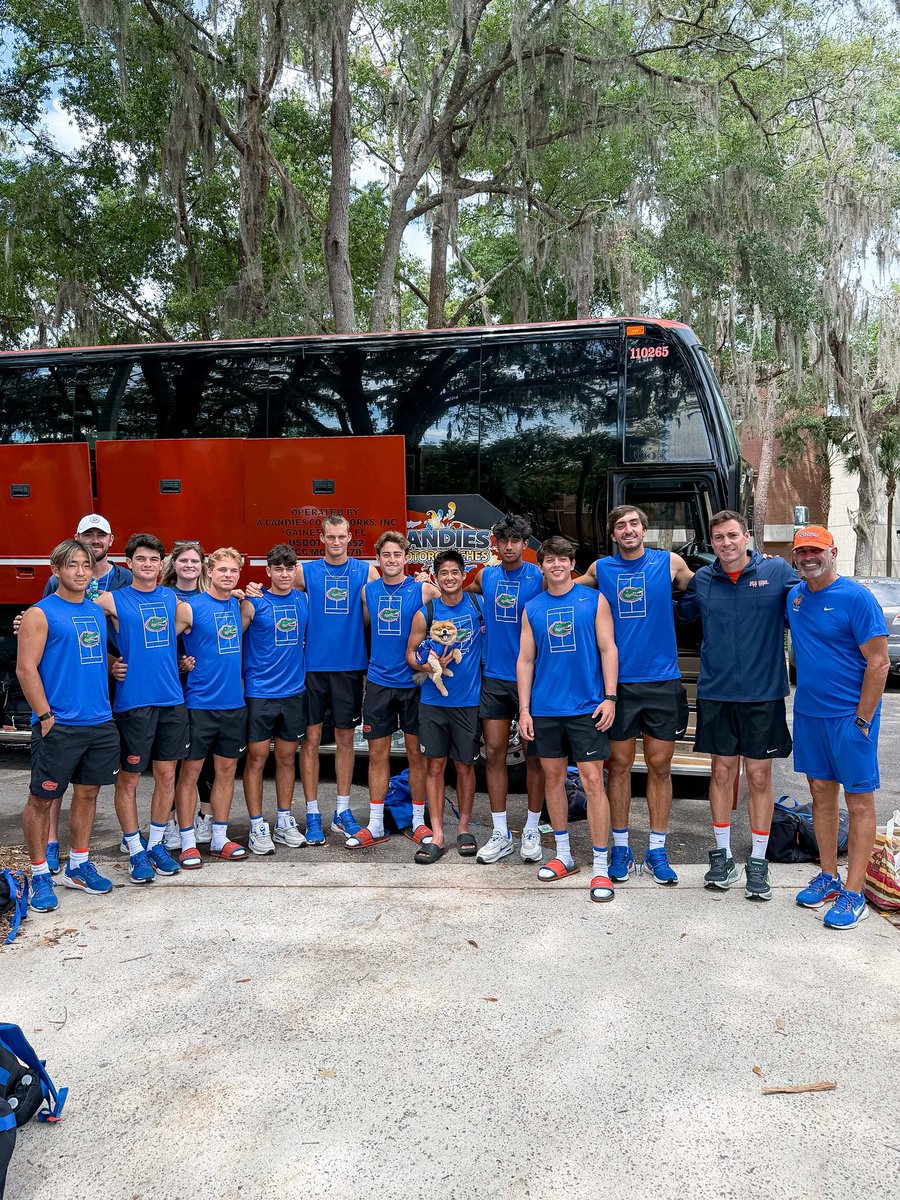 GatorsMTN's tweet photo. It starts now ⏳⏳ https://t.co/oBnoSaSEew