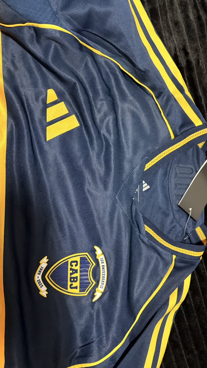 Me llegaron estas dos bombas de <a href="/gwjersey888/">GWjersey</a> y las voy a sortear entre ustedes.

PARA PARTICIPAR LE TIENEN QUE DAR RT Y FV A ESTE TUIT, SEGUIRME Y EL 8/5 VOY A ANUNCIAR LOS GANADORES.

Y quien quiera comprar buena calidad con descuento: 
gwjersey2.com/?ref=DIEGOFLOR…

⚠️EL ENVÍO QUEDA