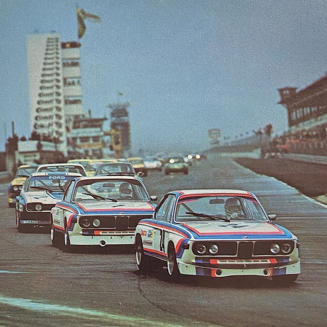 candvbmw's tweet image. 🗓️ 53 Years Ago Today (April 29, 1973) DRM Nürburgring Eifelrennen: The #24 CSL of Toine Hezemans (first place) leads the #1 CSL of  Harald Menzel (DNF) followed by the #2 #Ford Capri RS 2000 of Hans Heyer (DNF).

#bmwe9 #bmw