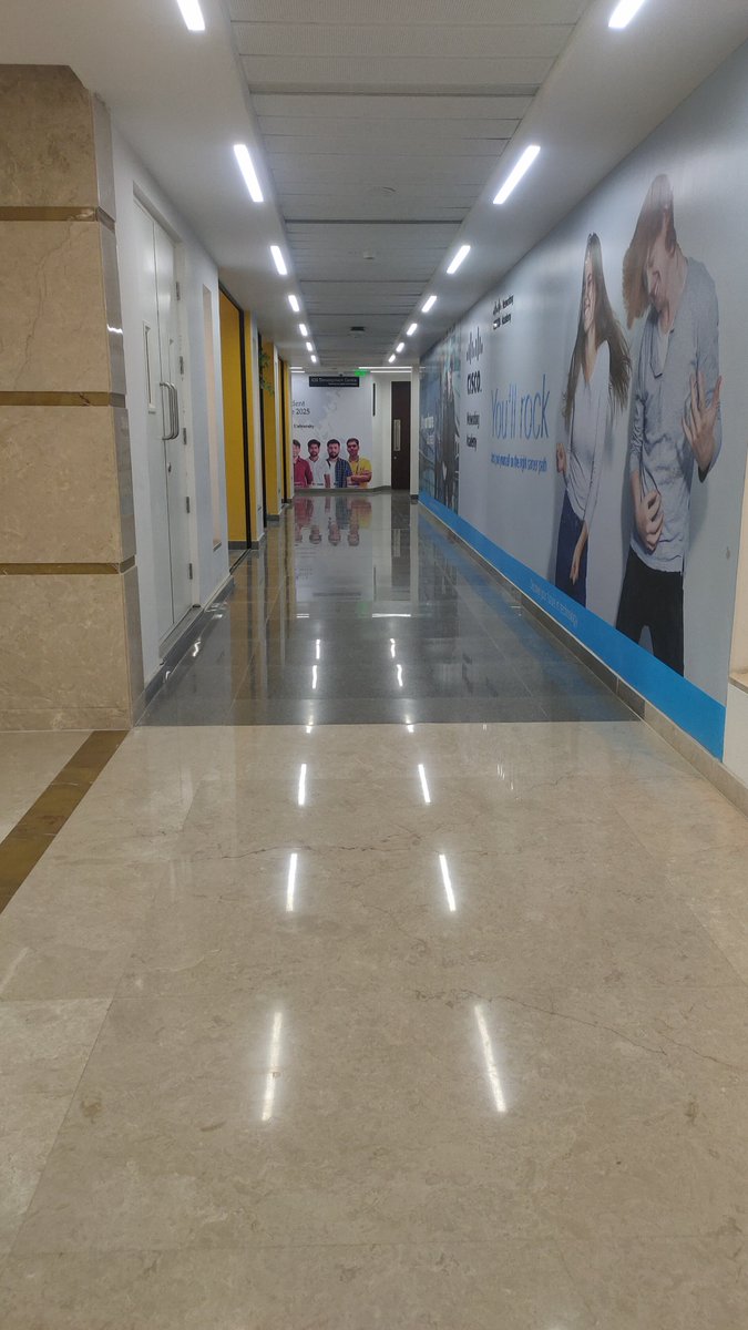 bishalroy_2004's tweet image. You don’t realize it now… but this is the best chapter.

#GalgotiasUniversity #CampusLife #StudentLife #FutureGoals #DreamBig #EngineeringLife #CampusVibes #Growth #CollegeDays