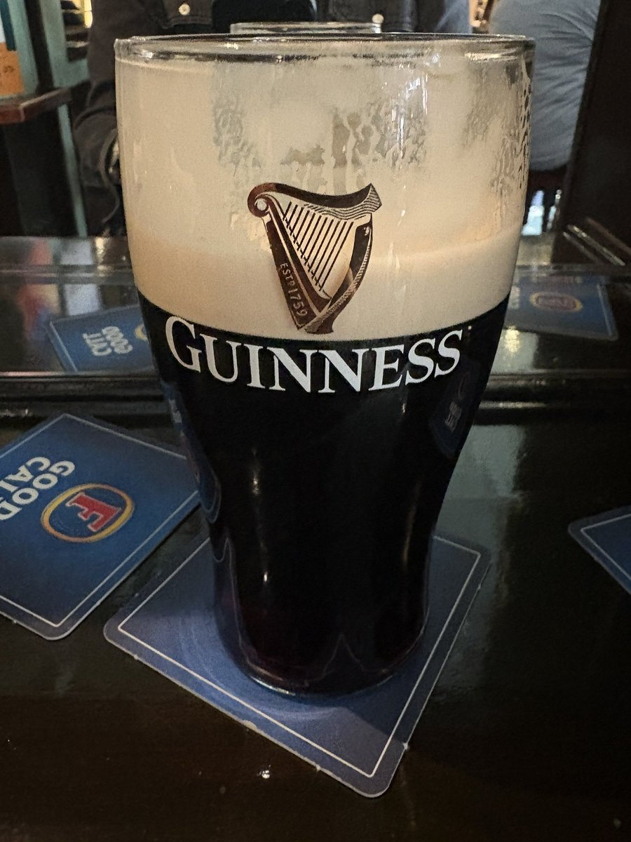 LighteningRodR's tweet photo. Coach and Horses Wellington Street serves brilliant Guinness despite the I  can’t even type the name beer mats. Great bar staff - £7.20. https://t.co/zxQrxeWM0p