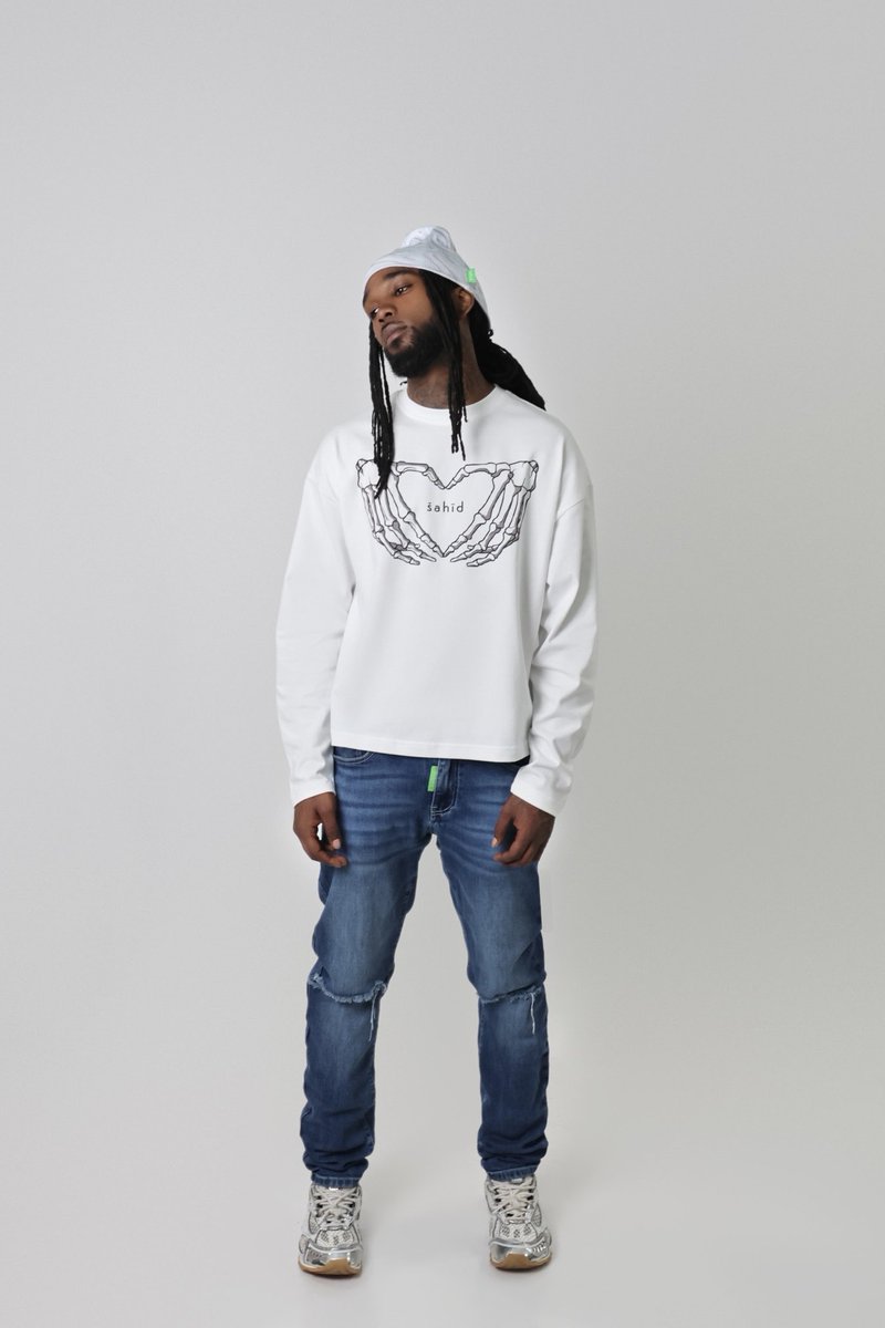 sahidgarments's tweet image. sahidgarments.com

šhop @sahidgarments 

#fyp #trending #unisex #oversized #fashion