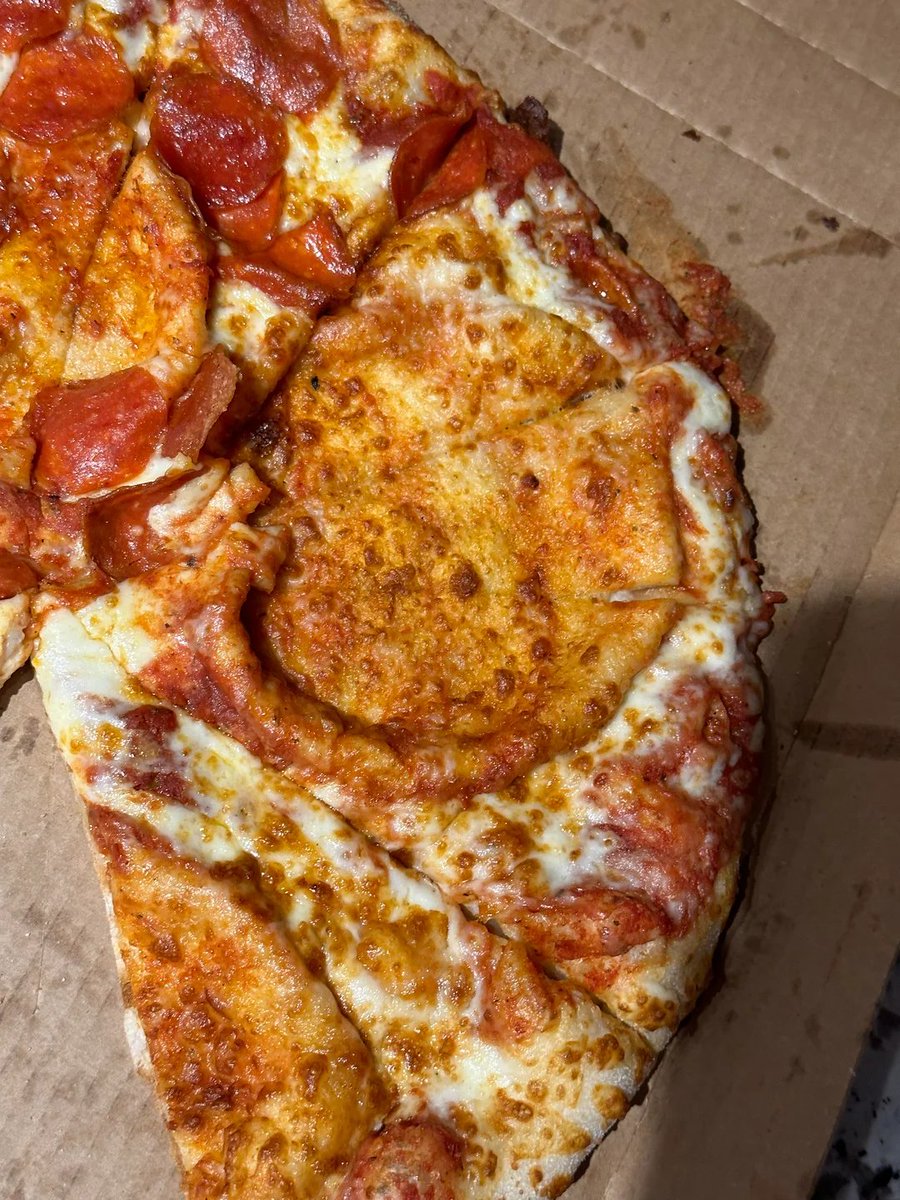 meme bastard 🍕 tweet media