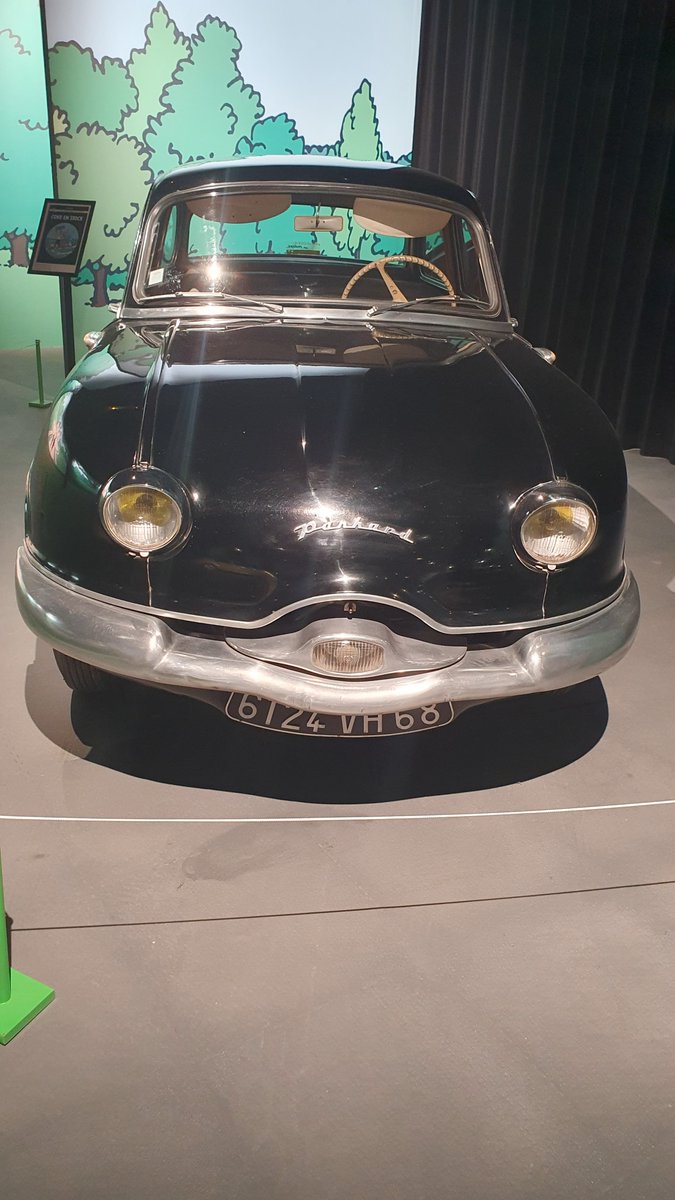 StillAliveCars's tweet photo. #TinTin und die Autos #Panhard Dyna
@RGcars @Gandalfwasme @MagRetroPassion @Memoire2cite @StephaneJeulin @ALAINOBIN @phn16 @BorisDaube24 @ladouille21 @Steph_Lbb @julienrosburger @chevronsauvages @hoonited @PaulMorane @LEGOELAND30 @PaulMorane @LaMontre18 @FrenchieLUFC https://t.co/PcGxr78c36