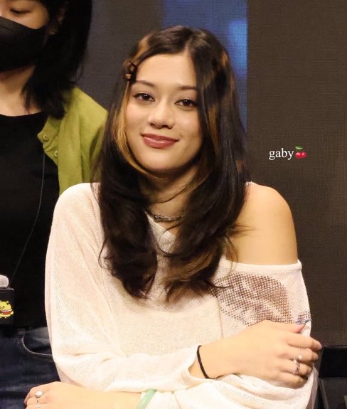 Mira Ი𐑼⋆ tweet media