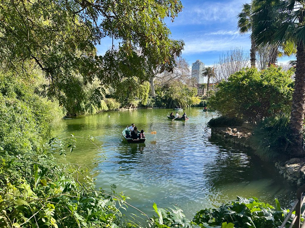 apuntesyviajes's tweet image. Parque de la Ciutadella en Barcelona flic.kr/p/2rXqCtk #apuntesyviajeseuropa #barcelona #españa 🧳🇪🇸