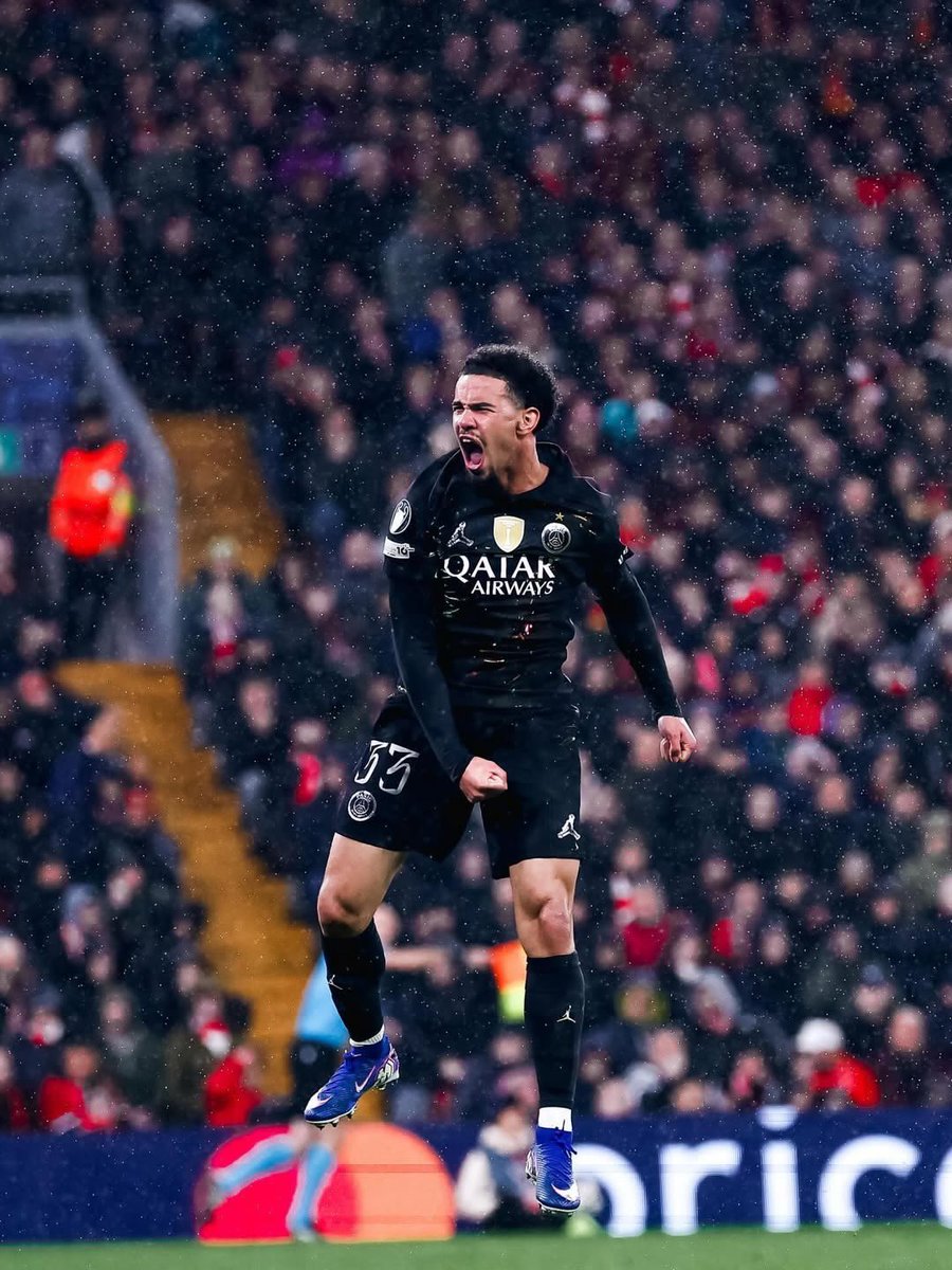 PSG Pictures That Go Hard tweet media